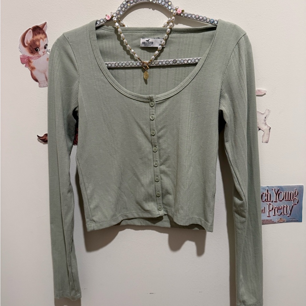 Hollister Light Green Button Down Shirt
